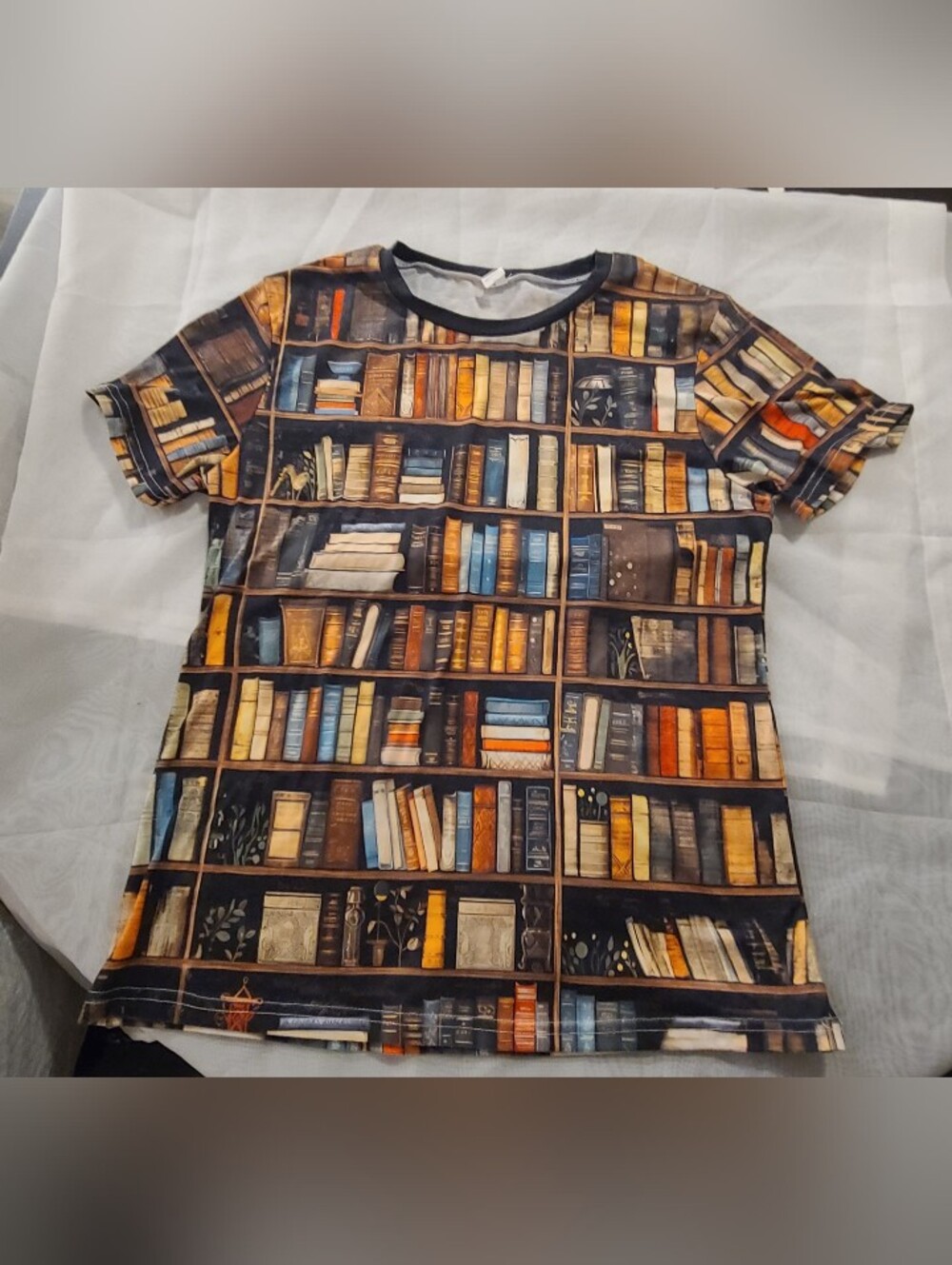 Bookprint Tee Shirt Size Small - Picture 2 of 8